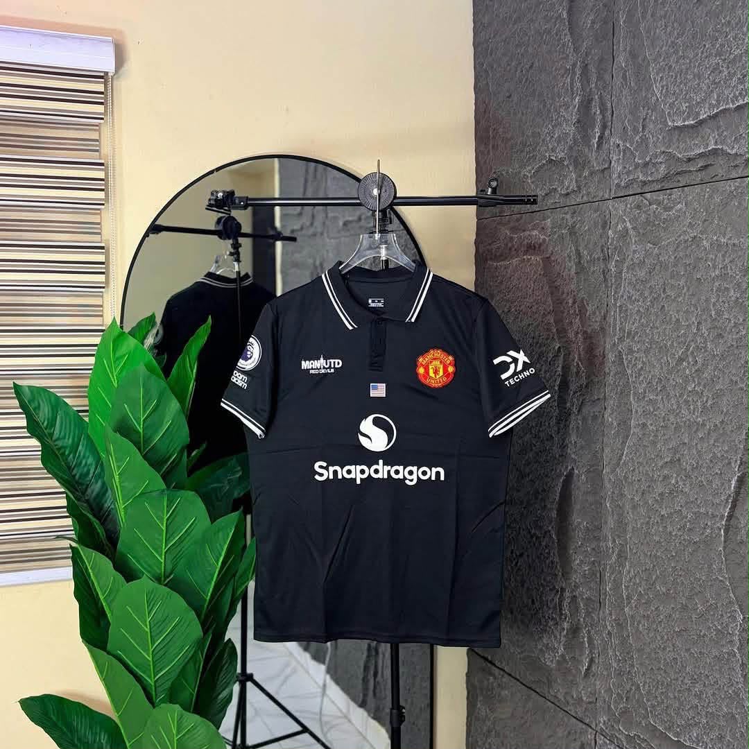 Manchester United 2024/25 Black / Red / White Polo Jersey